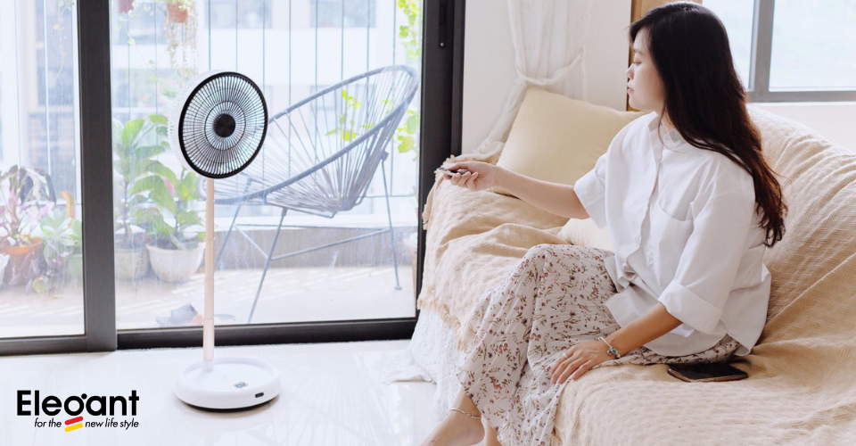 quạt gấp thông minh tích điện ELEGANT quạt gấp thông minh tích điện ELEGANT