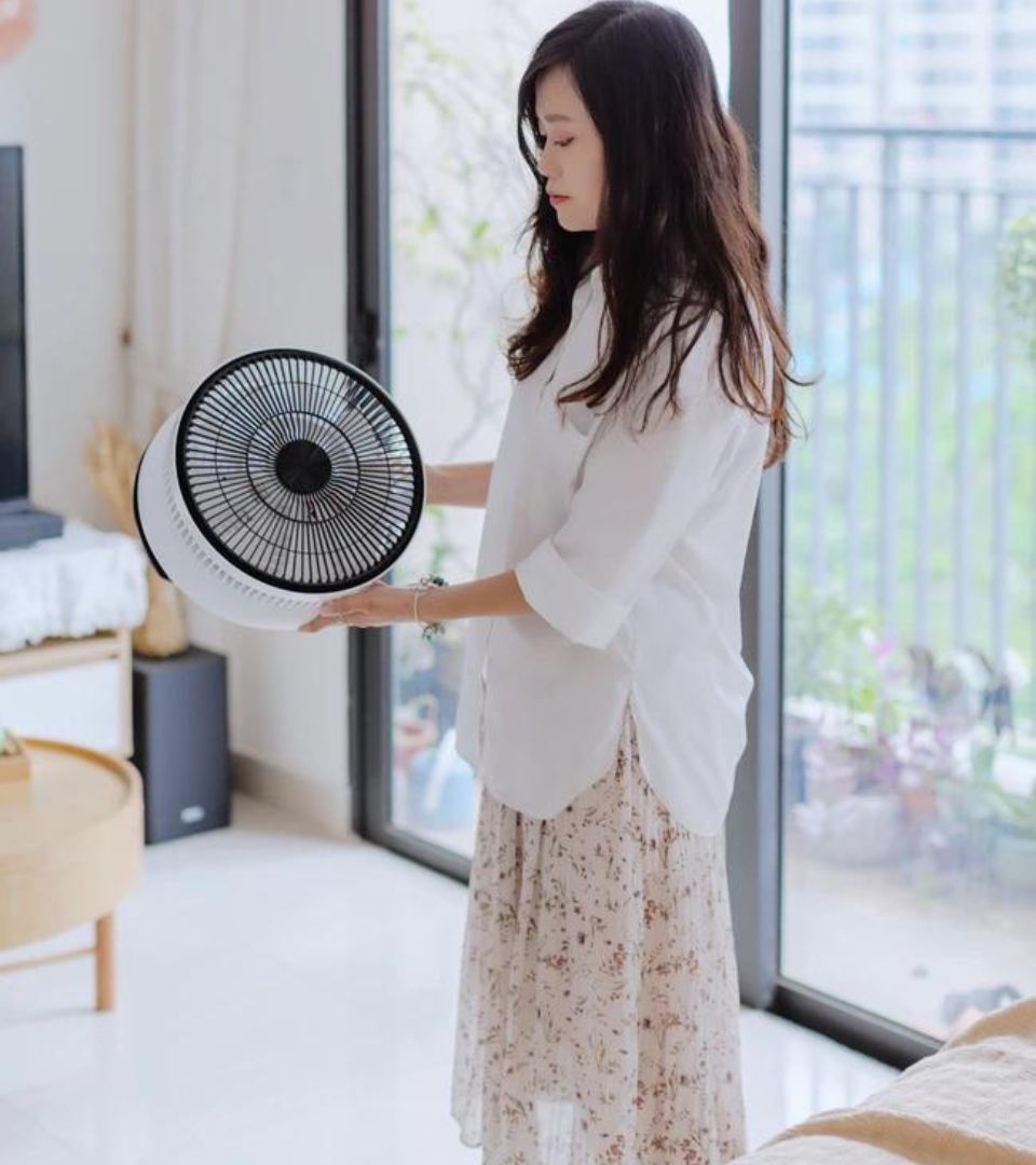 quạt gấp thông minh tích điện ELEGANT quạt gấp thông minh tích điện ELEGANT