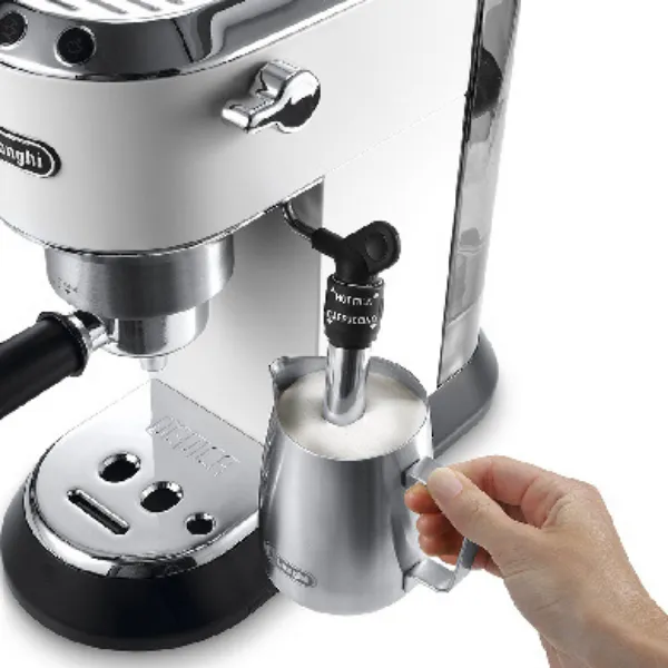 Máy Pha Cafe DeLonghi EC685.BK nổi tiếng của Italy