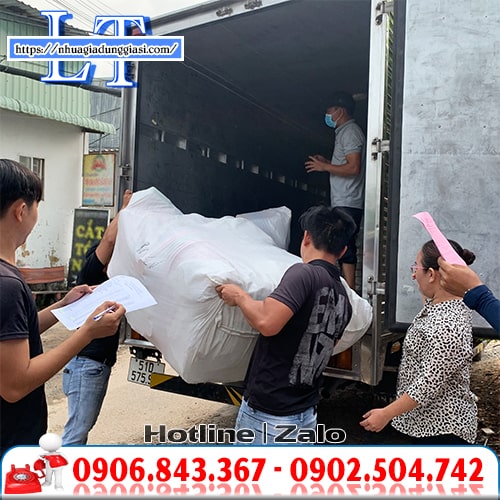 Hỗ trợ giao hàng tận nơi Hỗ trợ giao hàng tận nơi