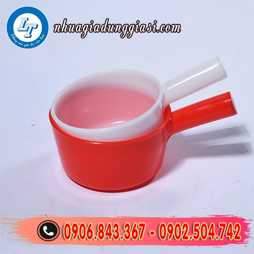 Ca múc nước nhựa Ca múc nước nhựa
