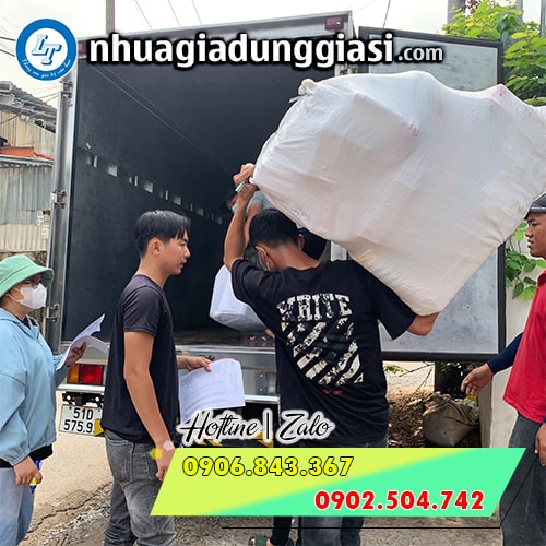 Ship hàng nhanh chóng