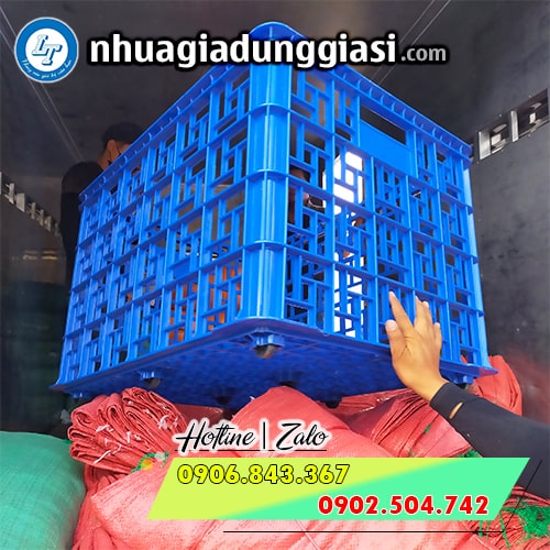 Thùng nhựa rỗng có bánh xe Thùng nhựa rỗng có bánh xe