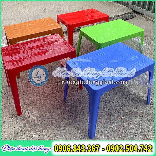 Bàn nhựa bền màu lâu phai Bàn nhựa bền màu lâu phai