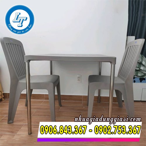 Bàn nhựa chân inox Bàn nhựa chân inox