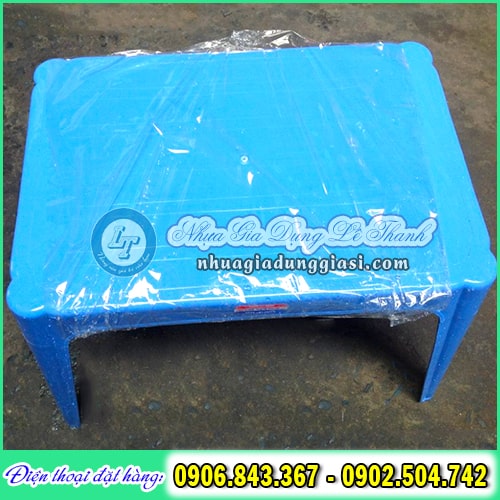 Bàn nhựa chữ nhật bóng đẹp độ bền cao Bàn nhựa chữ nhật bóng đẹp độ bền cao