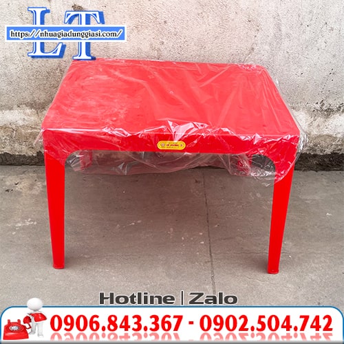 Bàn nhựa chữ nhật độ bền màu cao Bàn nhựa chữ nhật độ bền màu cao