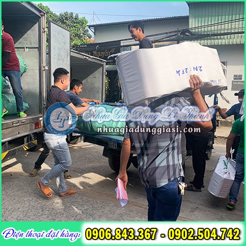 Bàn nhựa chữ nhật giá rẻ freeship TPHCM