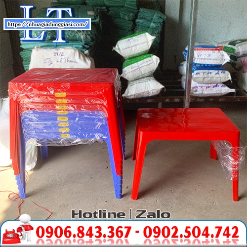 Bàn nhựa chữ nhật giá sỉ rẻ tại kho Bàn nhựa chữ nhật giá sỉ rẻ tại kho