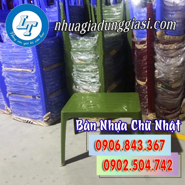 Bàn nhựa chữ nhật