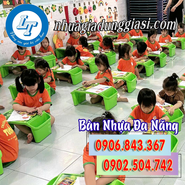 Bàn nhựa đa năng cho bé