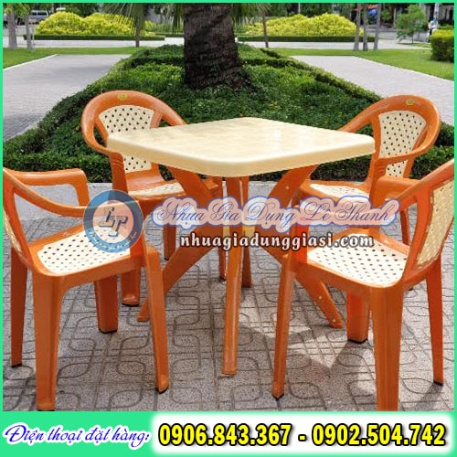 Bàn nhựa vuông chân cao Bàn nhựa vuông chân cao