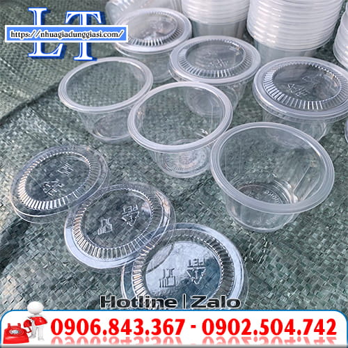 Bán sỉ ly nhựa đựng rau câu có nắp Bán sỉ ly nhựa đựng rau câu có nắp