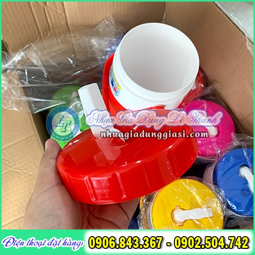 Bình đựng nước đá có vòi tiện dụng