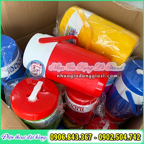 Bình đựng nước đá đủ màu đủ size giá rẻ Bình đựng nước đá đủ màu đủ size giá rẻ