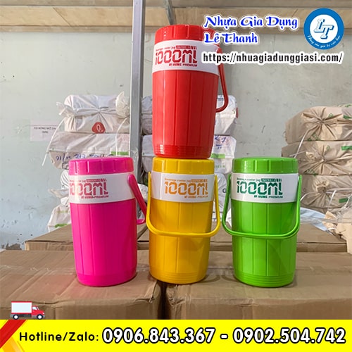 Bình giữ nhiệt bằng nhựa đa dạng màu sắc Bình giữ nhiệt bằng nhựa đa dạng màu sắc