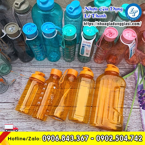 Bình nhựa đựng nước giá sỉ rẻ đa dạng mẫu mã Bình nhựa đựng nước giá sỉ rẻ đa dạng mẫu mã