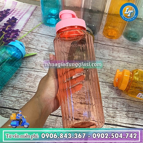 Bình nước nhựa trong suốt Bình nước nhựa trong suốt