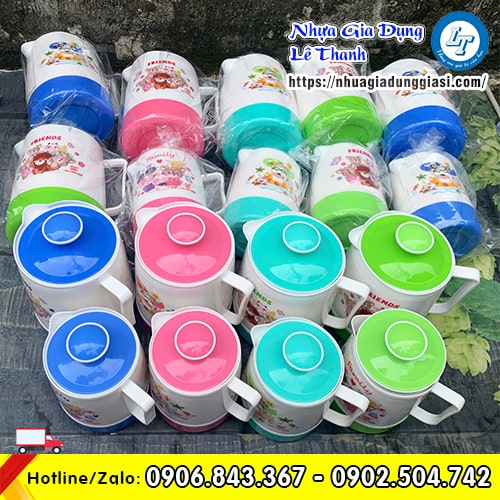 Ca đá nhựa giá sỉ đủ màu đủ size Ca đá nhựa giá sỉ đủ màu đủ size