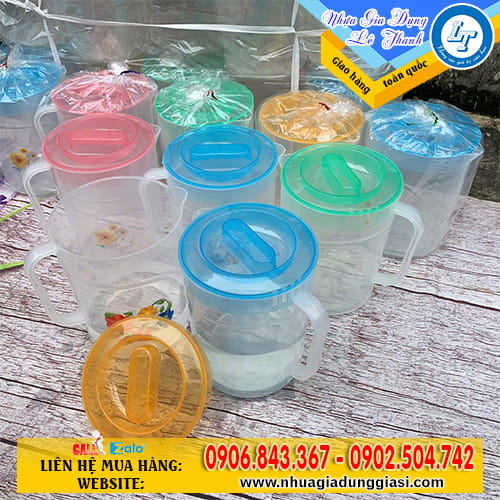 Ca đựng nước uống bền nhẹ Ca đựng nước uống bền nhẹ