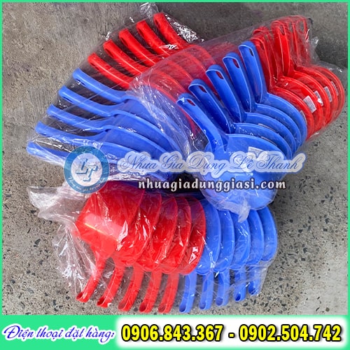 Ca múc nước sỉ giá rẻ tại TPHCM Ca múc nước sỉ giá rẻ tại TPHCM