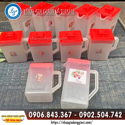 Ca nhựa vuông đựng nước Ca nhựa vuông đựng nước