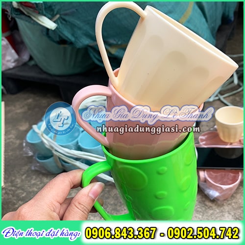 Ca uống nước có quai độ bền cao chịu lực tốt