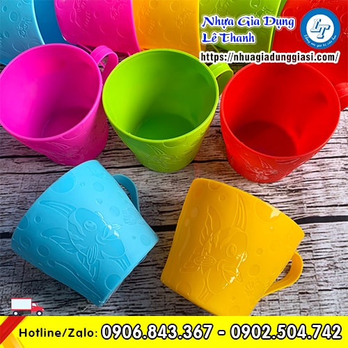 Ca uống nước nhỏ nhiều màu Ca uống nước nhỏ nhiều màu