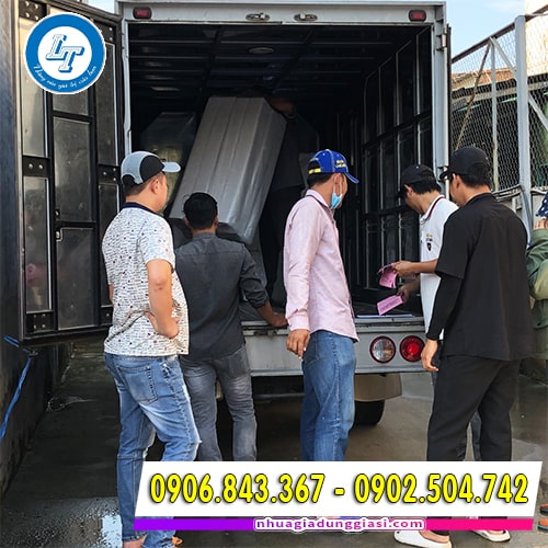 Can nhựa trắng giao tận nơi