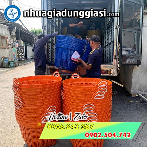 Cần xé nhựa đựng sầu riêng giao hàng tận nơi Cần xé nhựa đựng sầu riêng giao hàng tận nơi