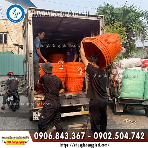 Cần xé nhựa giao hàng toàn quốc Cần xé nhựa giao hàng toàn quốc