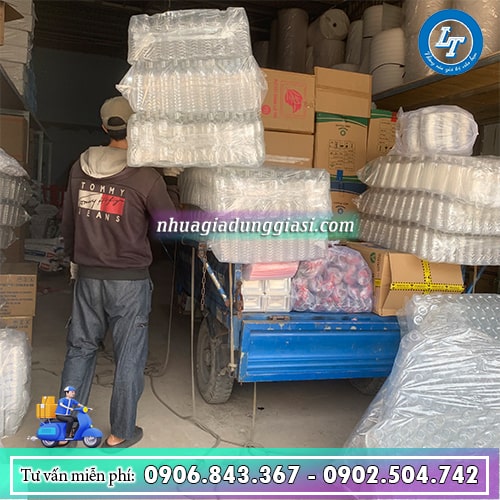 Chai nhựa PET tròn giao nhanh Chai nhựa PET tròn giao nhanh