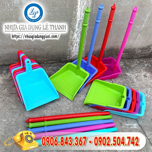 Đồ hốt rác nhựa cán ngắn cái dài đủ màu Đồ hốt rác nhựa cán ngắn cái dài đủ màu