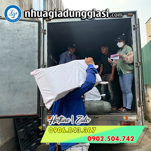 Đổi trả miễn phí cho đơn hàng bị lỗi giao sai mẫu