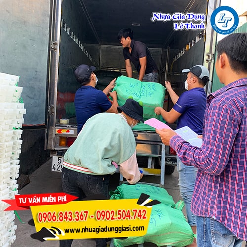 Gáo múc nước bằng nhựa giao nhanh đúng hẹn