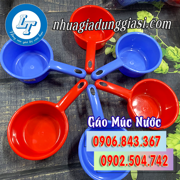 Gáo múc nước không mỏ