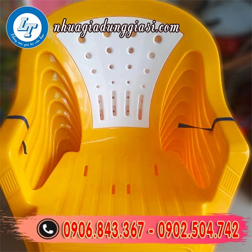 Ghế bành nhựa 2 màu chấm bi Ghế bành nhựa 2 màu chấm bi