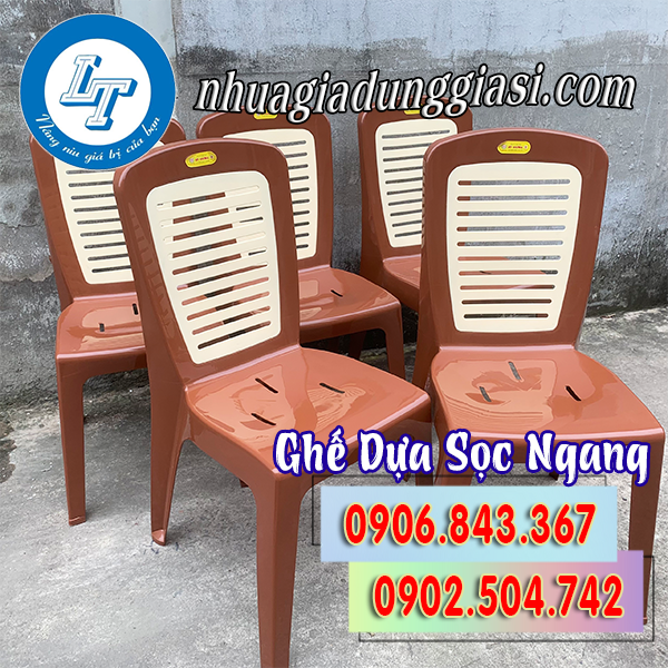 Ghế dựa sọc ngang đại
