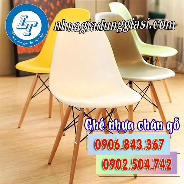 Ghế dựa chân gỗ