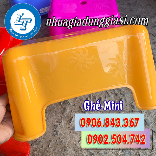 Ghế mini nhà tắm