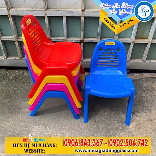 Ghế nhựa cho bé chịu lực tốt Ghế nhựa cho bé chịu lực tốt