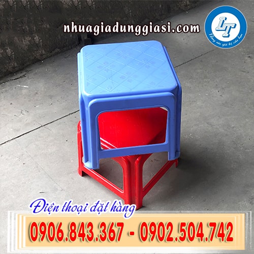 Ghế nhựa lùn bền bỉ chịu lực tốt Ghế nhựa lùn bền bỉ chịu lực tốt