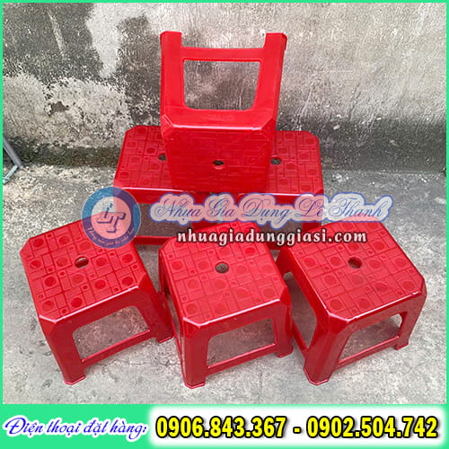 Ghế nhựa lùn bi dễ di chuyển Ghế nhựa lùn bi dễ di chuyển