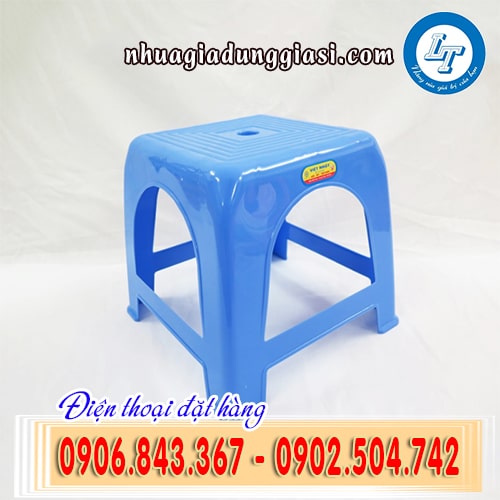 Ghế nhựa lùn nhỏ gọn tiện dụng