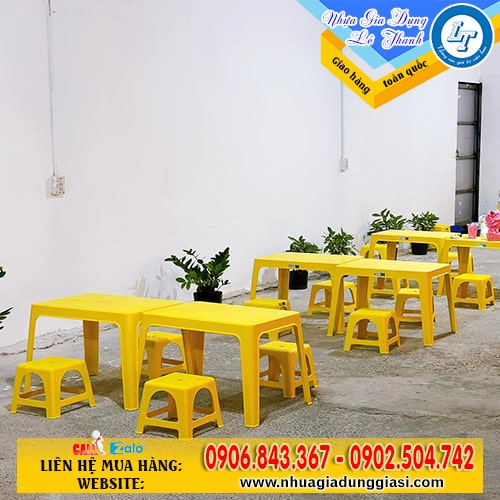 Ghế nhựa lùn tiện lợi cho các quán nước Ghế nhựa lùn tiện lợi cho các quán nước