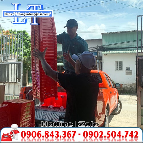 Ghế nhựa lùn vuông giá rẻ giao hàng tận nơi Ghế nhựa lùn vuông giá rẻ giao hàng tận nơi