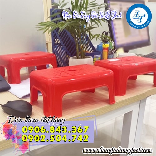 Ghế nhựa mini kiểu dáng nhỏ gọn tiện dụng Ghế nhựa mini kiểu dáng nhỏ gọn tiện dụng