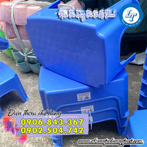 Ghế nhựa mini màu sắc tinh tế