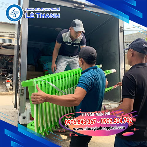 Ghế nhựa tựa lưng giao hàng đúng hẹn Ghế nhựa tựa lưng giao hàng đúng hẹn