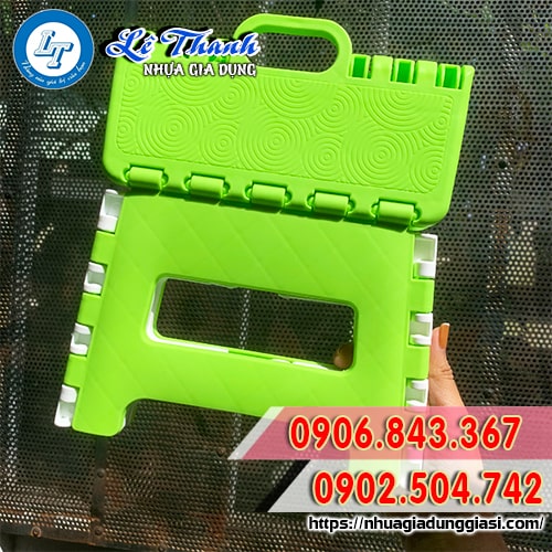 Ghế nhựa xếp mini quai xách cầm tay Ghế nhựa xếp mini quai xách cầm tay